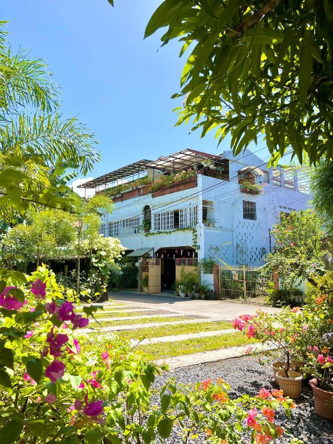 Balai Tinay Guesthouse Legazpi Exterior photo